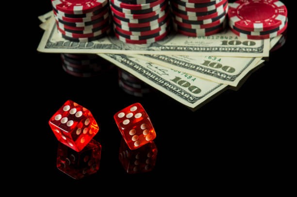Mobile app interface showing football markets and live dealer games